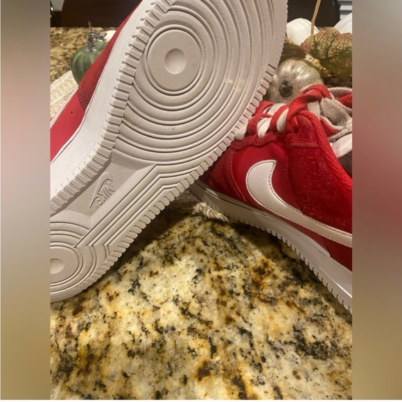 Nike First use June 18,1971 University Red, Size 11.5